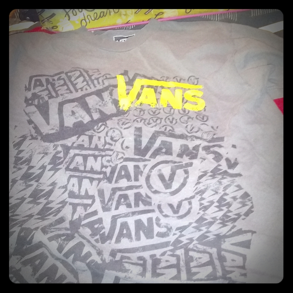 Vans boy shirt